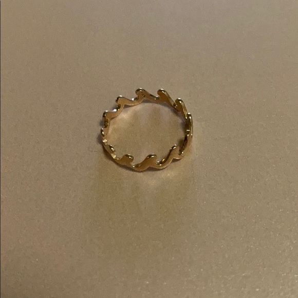 Pura Vida Rose Gold Wave Ring - Picture 2 of 2